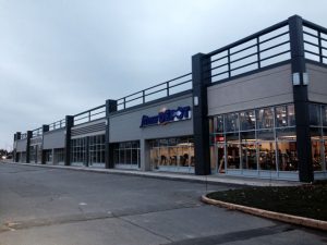 centre commercial beige et brun